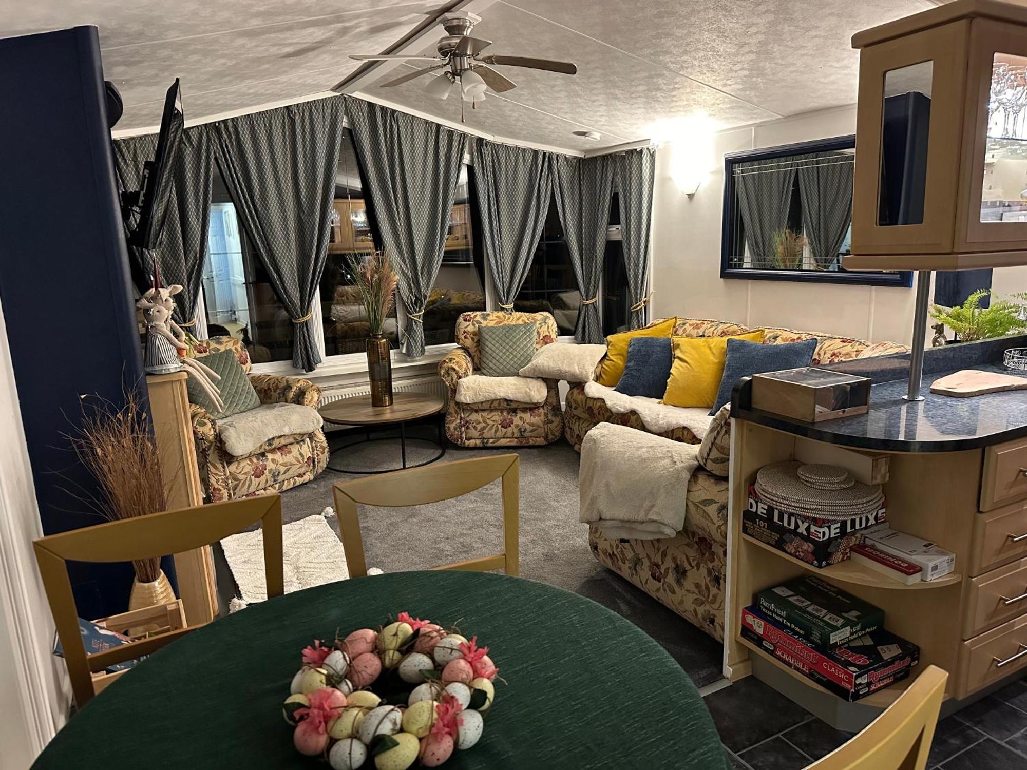 Caravan Rabbit House No 81 At Three Lochs Holiday Park Newton Stewart Exteriér fotografie
